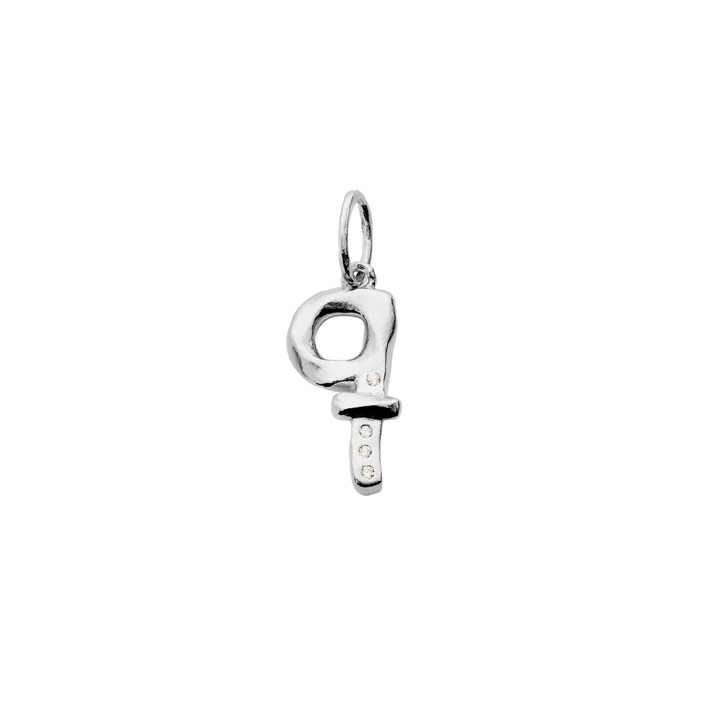 Q Alphabet Pendant