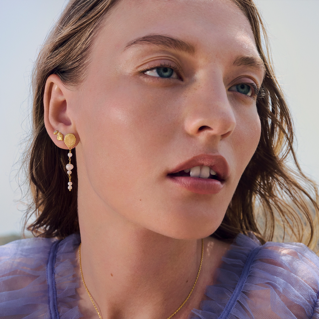 Marylyn Earrings