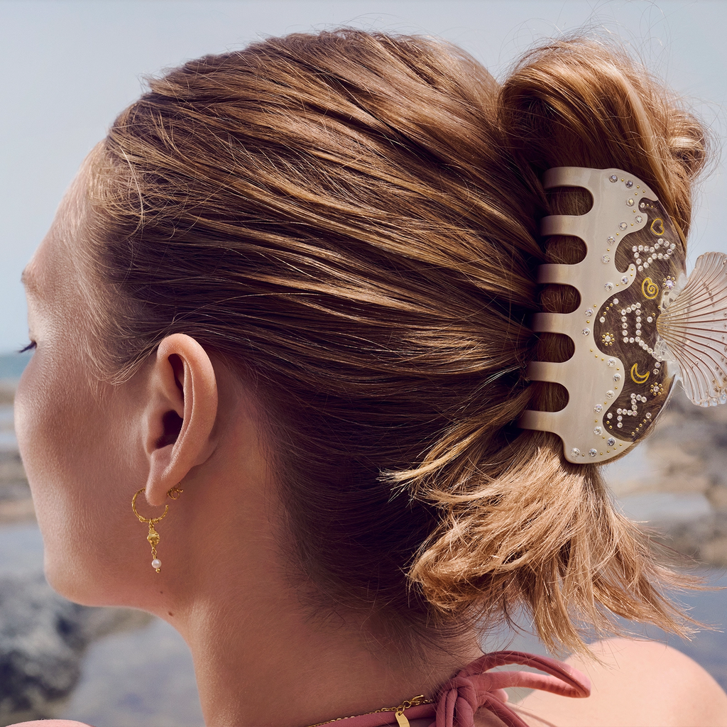 Cassie Hairclaw Oyster