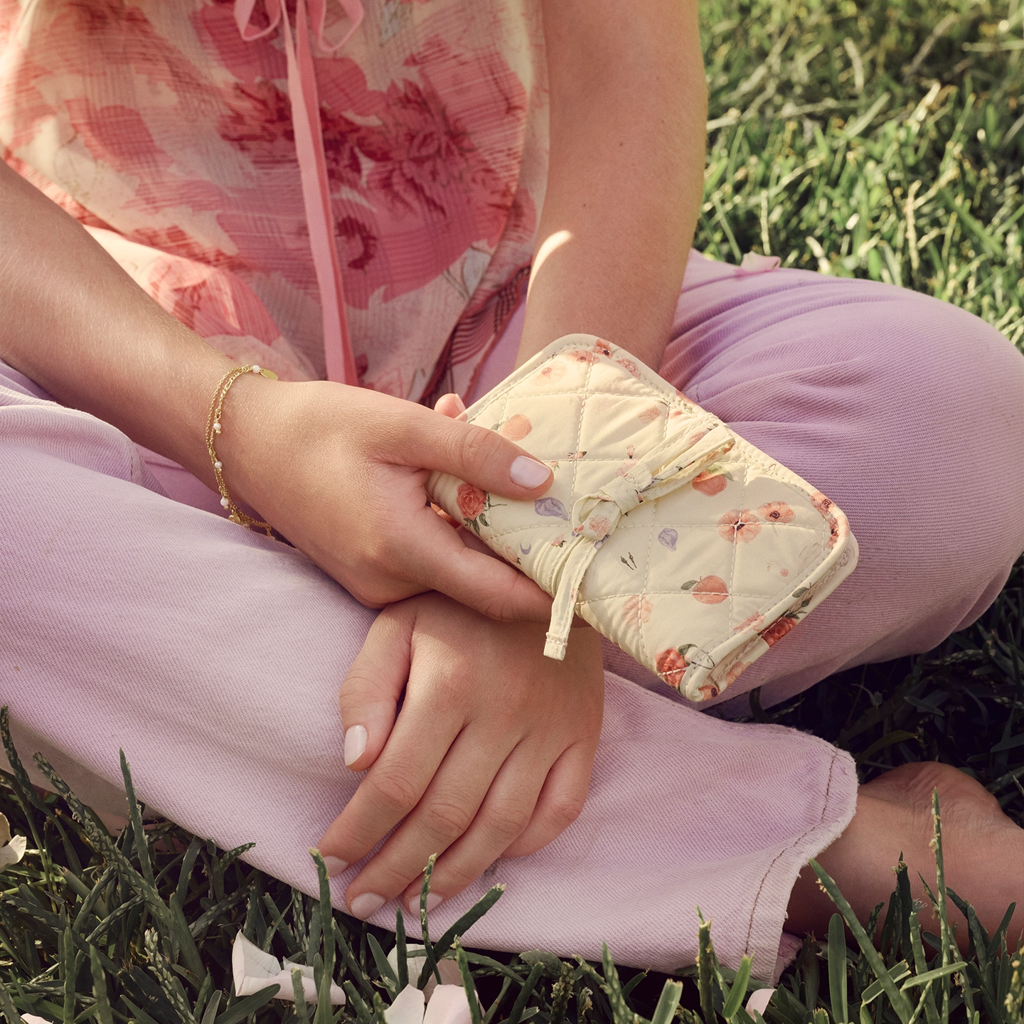 Jewelry Clutch Roses and Shells